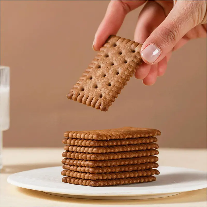 Biscoitos de leite sabor chocolate ao leite