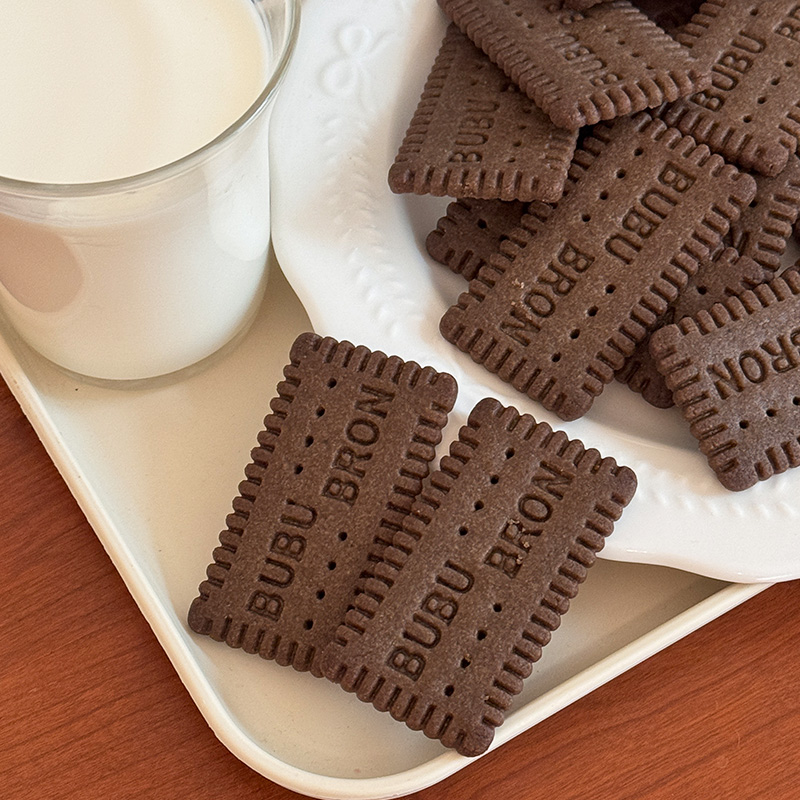 Biscoitos com alto teor de cálcio e ferro com sabor de cacau