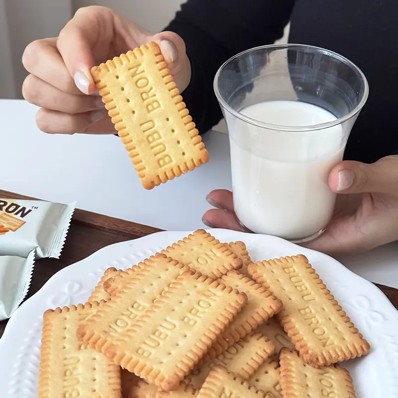 Biscoitos com sabor de ovo e queijo com alto teor de proteína DHA